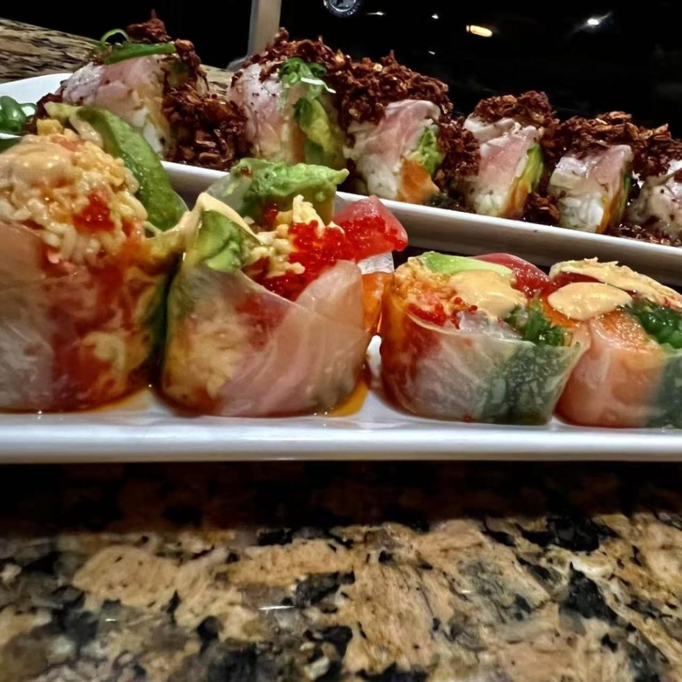 Rainbow spring rolls with avocado
